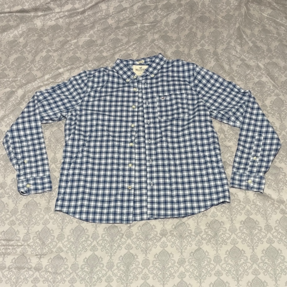 Hollister Blue and White Plaid Men's Shirt